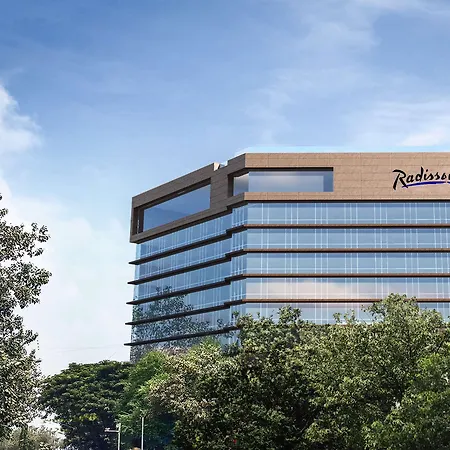 Radisson Blu Mumbai International Airport Hotel
